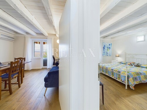 Thumbnail 6360153 - 13