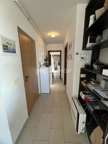 Thumbnail 6360159 - 7