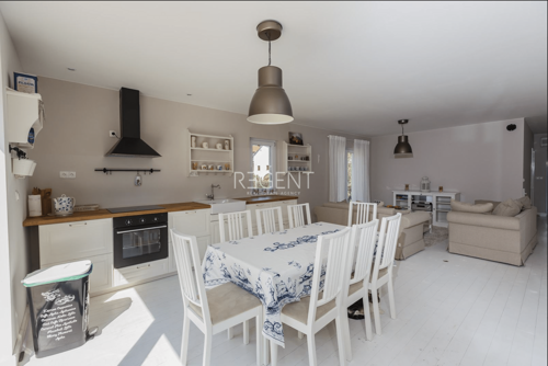 Kaštela, Kaštel Lukšić - Trosoban stan 139 m2 s prostranim vrtom 154 m2