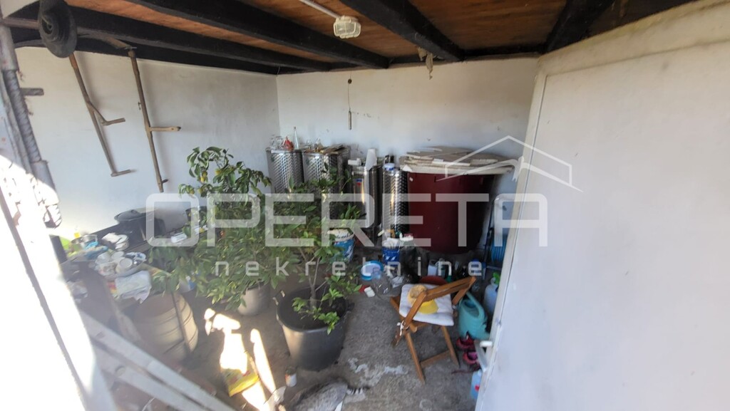 Image 6360264 - 7