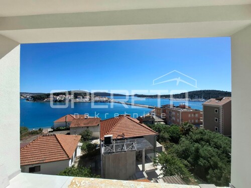 Thumbnail 6360265 - 3