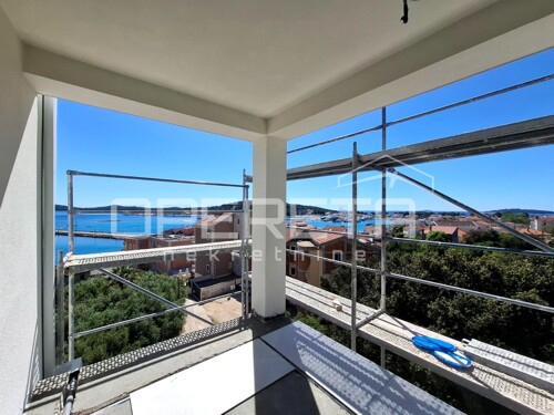 Top lokacija u Dalmaciji – Rogoznica, 70m od mora, useljenje ljeto 2025!