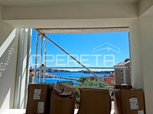 Thumbnail 6360268 - 14