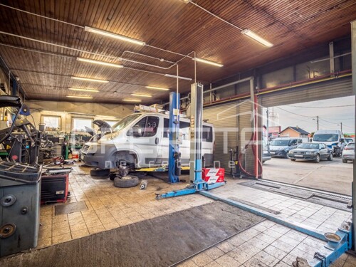 Thumbnail 6360270 - 1