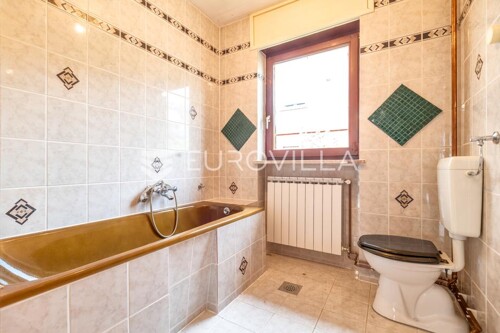 Thumbnail 6360302 - 10