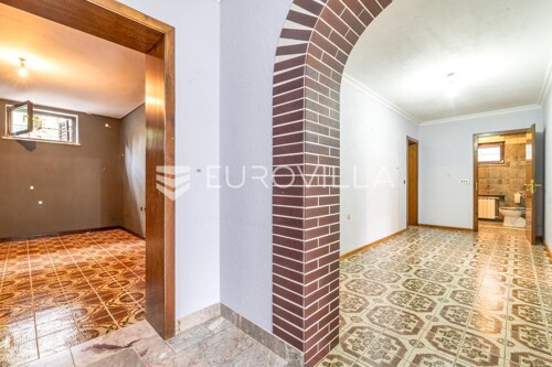 Thumbnail 6360302 - 4