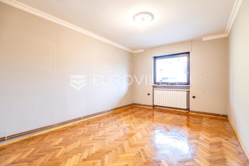 Thumbnail 6360302 - 8