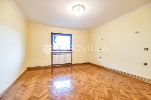 Thumbnail 6360302 - 9