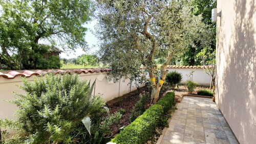 Thumbnail 6360306 - 3