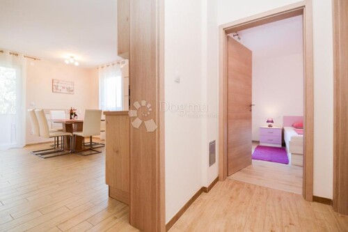 Thumbnail 6360306 - 11