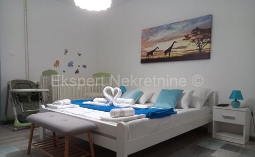 Thumbnail 6360380 - 7