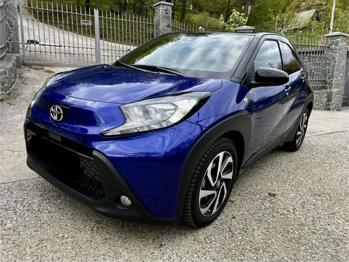 Toyota Aygo X Automatik X Pulse Klima Kamera Led samo 8000 km Toyota Garancija