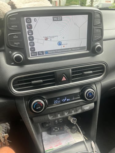 Prodajem Hyundai Kona yes+
