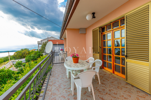 Thumbnail 6360647 - 10