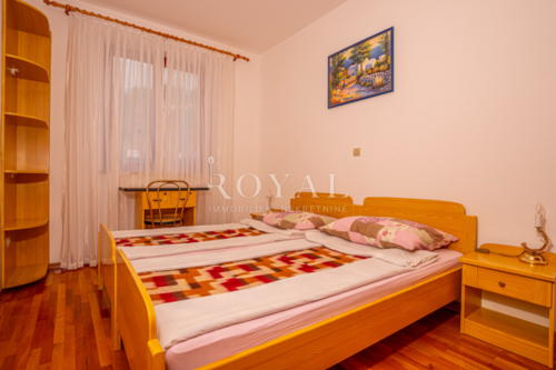 Thumbnail 6360647 - 5