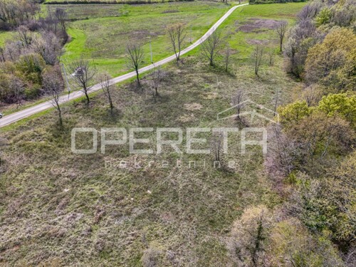 Istra, Sveti Lovreč, građevinsko zemljište