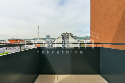 Thumbnail 6360662 - 10