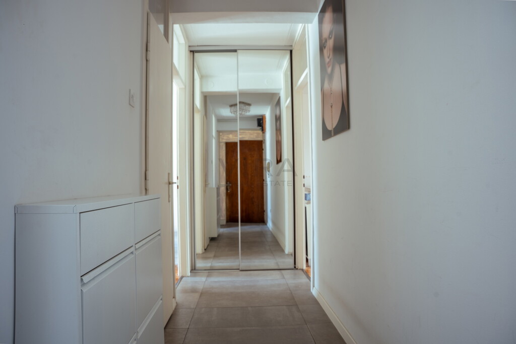 Image 6360695 - 9