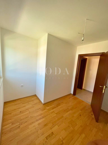 Thumbnail 6360738 - 22