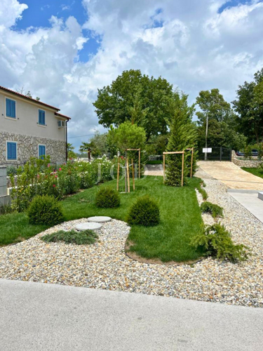 Thumbnail 6360738 - 8