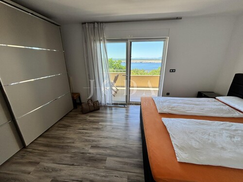 Thumbnail 6360742 - 20