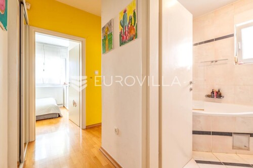 Thumbnail 6360743 - 9