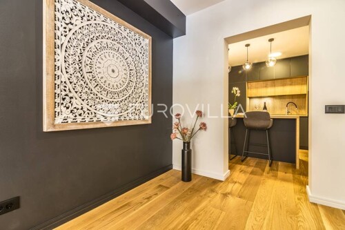 Thumbnail 6360745 - 15