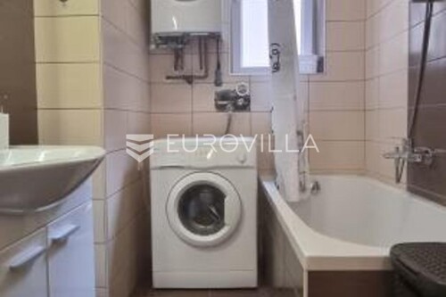 Thumbnail 6360748 - 7