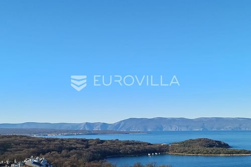 Krk, Njivice, lijep dvoetažni stan u novogradnji, pogled na more