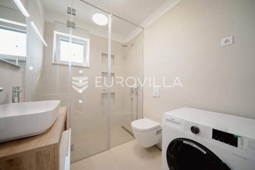 Thumbnail 6360754 - 25