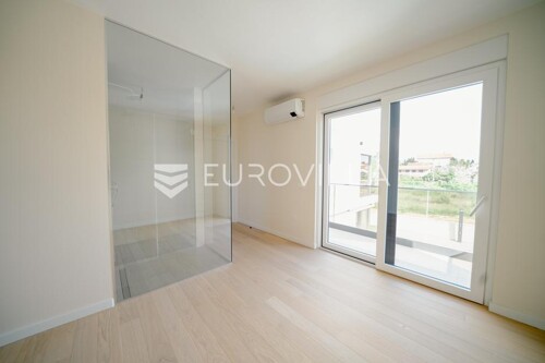 Thumbnail 6360754 - 22