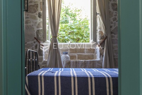 Thumbnail 6360772 - 51