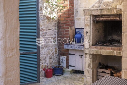 Thumbnail 6360772 - 69