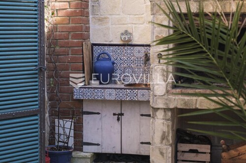 Thumbnail 6360772 - 68