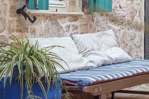 Thumbnail 6360772 - 67