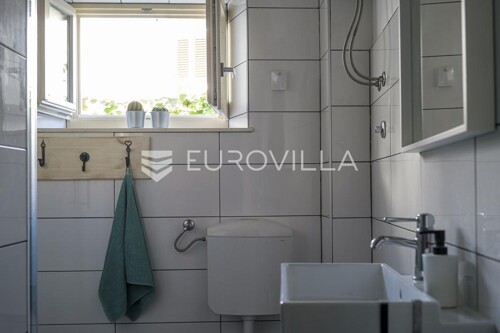 Thumbnail 6360772 - 58