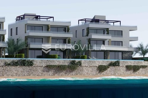 Otok Pag, plaža Perilo, trosoban stan u luksuznoj novogradnji PRVI RED DO MORA