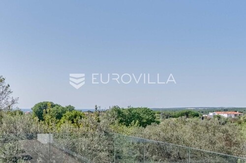 Thumbnail 6360780 - 17