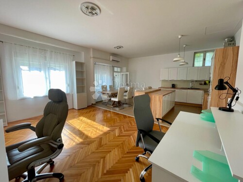 Ugodan poslovni prostor na Kaštanjeru