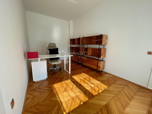 Thumbnail 6360802 - 10