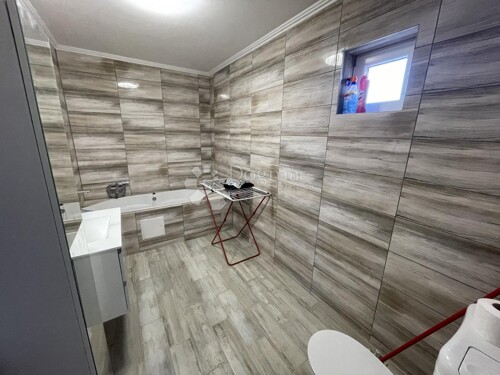 Thumbnail 6360803 - 14