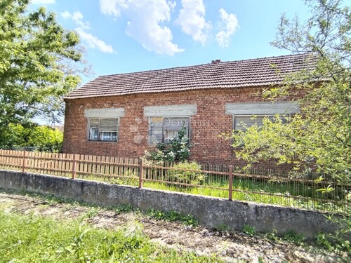 Prilika u Dubravi – kuća za adaptaciju ili novu gradnju!