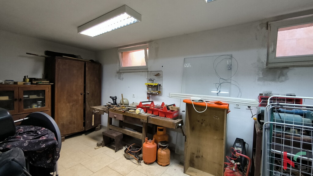 Image 6360817 - 18