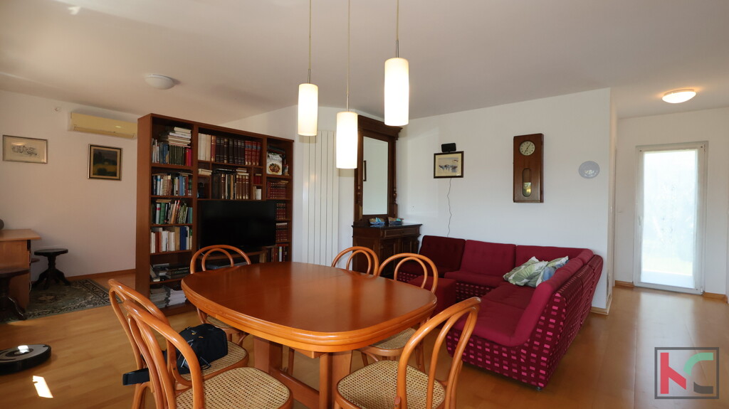 Image 6360817 - 8