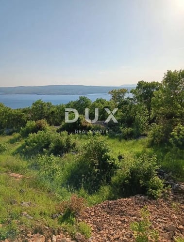 CRIKVENICA - Građevinsko zemljište s pogledom na more