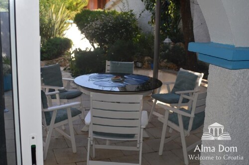 Thumbnail 6360856 - 3