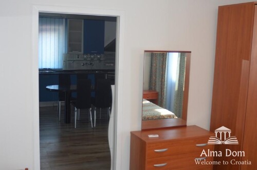 Thumbnail 6360856 - 20