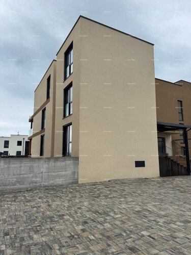 Thumbnail 6360860 - 13