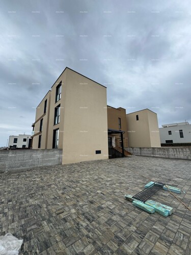 Thumbnail 6360860 - 12