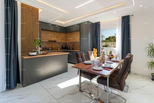 Thumbnail 6360861 - 10